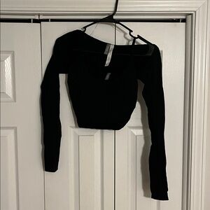 ANWND M\L 2 piece Black Women's set, tank and shrug